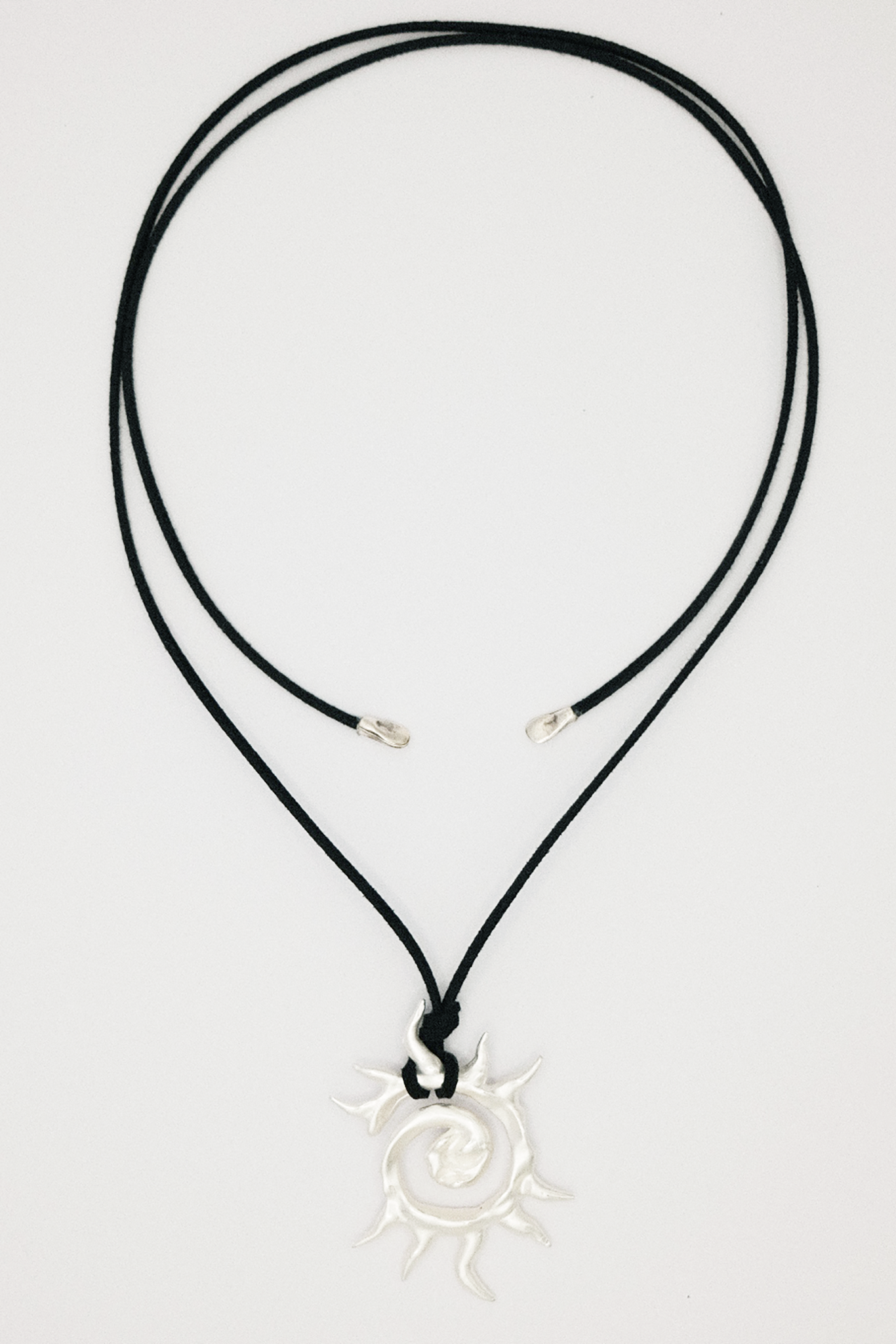 Black Sol Eterno Necklace